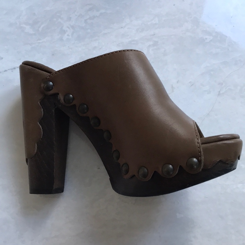 Stuart Weitzman Platform Slides Brown Leather S6 - image 2